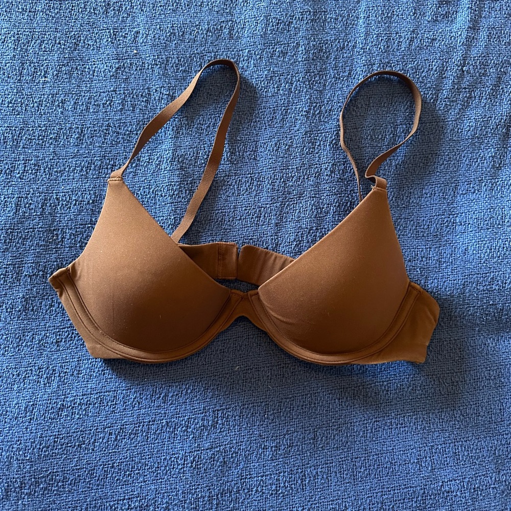 SKIMS FITS EVERYBODY PLUNGE BRA 34B - Like New